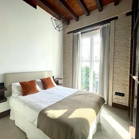 Eva Recommends Triana * Siviglia