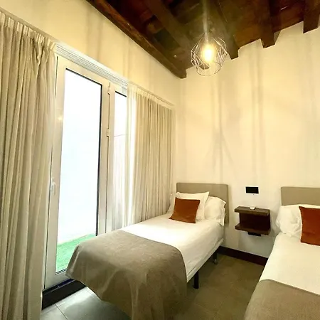 Eva Recommends Triana Appartement *